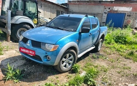 Mitsubishi L200 IV рестайлинг, 2008 год, 749 000 рублей, 3 фотография