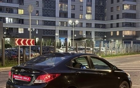 Hyundai Solaris II рестайлинг, 2013 год, 399 000 рублей, 4 фотография