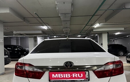 Toyota Camry, 2013 год, 1 299 999 рублей, 8 фотография