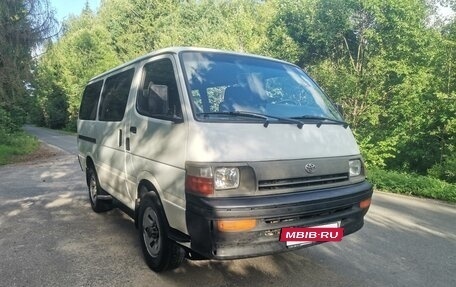 Toyota HiAce H50 H60 H70, 1984 год, 700 000 рублей, 10 фотография