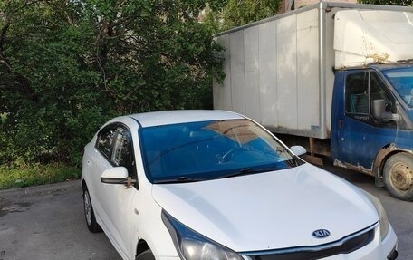 KIA Rio IV, 2018 год, 770 000 рублей, 2 фотография