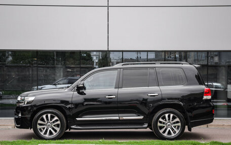 Toyota Land Cruiser 200, 2016 год, 5 999 000 рублей, 10 фотография