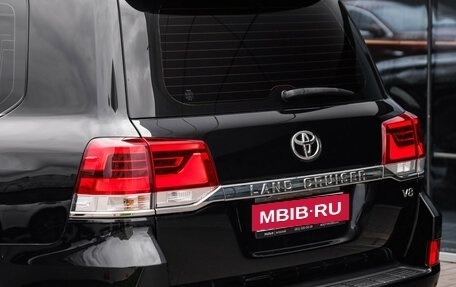 Toyota Land Cruiser 200, 2016 год, 5 999 000 рублей, 12 фотография