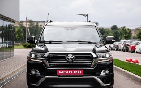 Toyota Land Cruiser 200, 2016 год, 5 999 000 рублей, 4 фотография