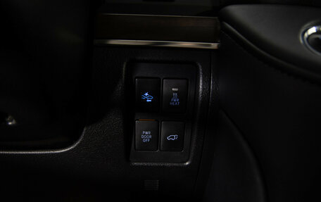 Toyota Land Cruiser 200, 2016 год, 5 999 000 рублей, 23 фотография