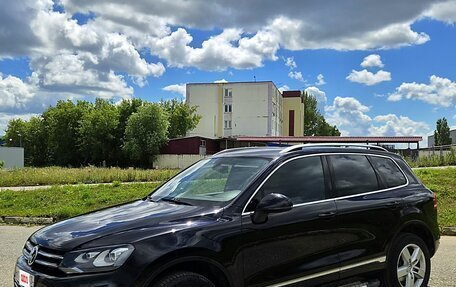 Volkswagen Touareg III, 2011 год, 2 170 000 рублей, 3 фотография