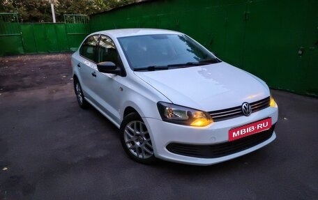 Volkswagen Polo VI (EU Market), 2014 год, 610 000 рублей, 1 фотография