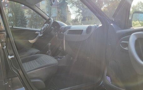 Renault Logan I, 2010 год, 600 000 рублей, 7 фотография