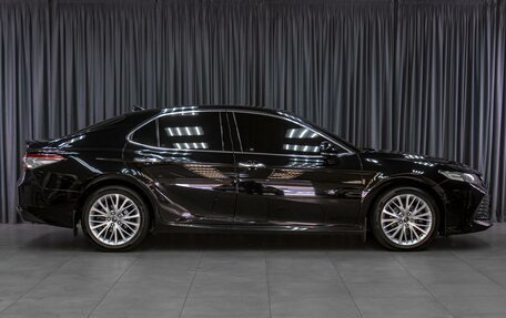 Toyota Camry, 2019 год, 3 210 000 рублей, 5 фотография