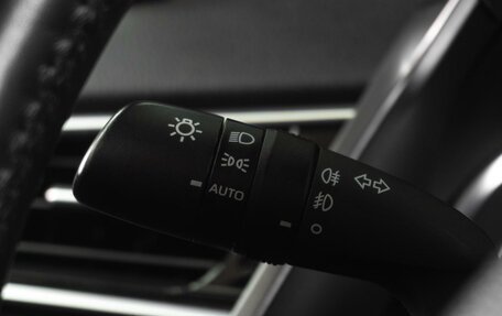 Toyota Camry, 2019 год, 3 210 000 рублей, 23 фотография