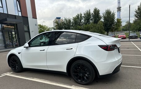 Tesla Model Y I, 2020 год, 3 700 000 рублей, 3 фотография