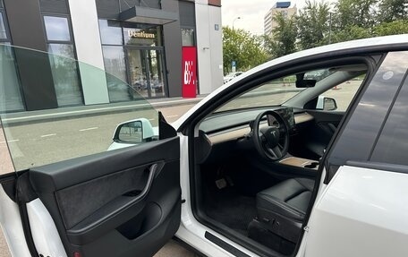 Tesla Model Y I, 2020 год, 3 700 000 рублей, 23 фотография