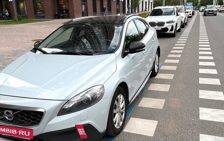 Volvo V40 Cross Country I, 2013 год, 1 850 000 рублей, 3 фотография