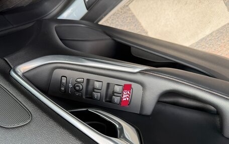 Volvo V40 Cross Country I, 2013 год, 1 850 000 рублей, 13 фотография