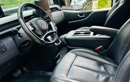 Hyundai Staria, 2022 год, 4 000 000 рублей, 15 фотография