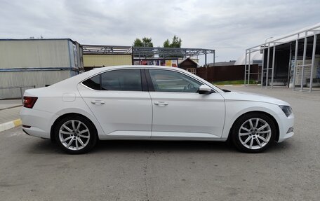 Skoda Superb III рестайлинг, 2016 год, 2 650 000 рублей, 5 фотография