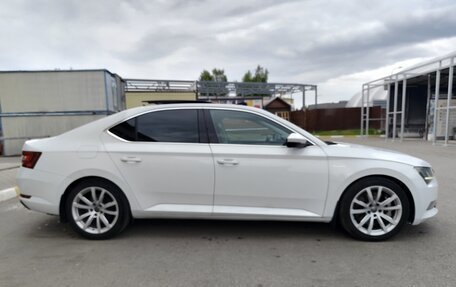 Skoda Superb III рестайлинг, 2016 год, 2 650 000 рублей, 25 фотография
