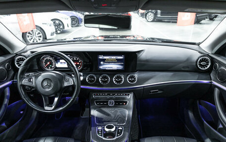 Mercedes-Benz E-Класс, 2017 год, 3 099 700 рублей, 19 фотография