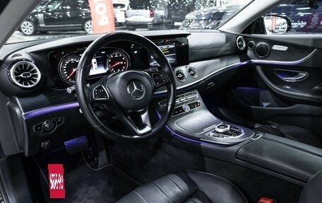 Mercedes-Benz E-Класс, 2017 год, 3 099 700 рублей, 23 фотография