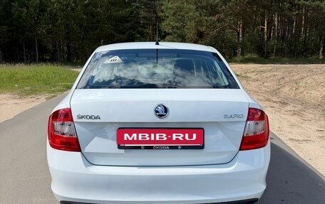 Skoda Rapid I, 2015 год, 615 000 рублей, 3 фотография