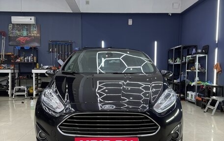 Ford Fiesta, 2015 год, 690 000 рублей, 2 фотография