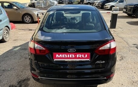 Ford Fiesta, 2015 год, 690 000 рублей, 11 фотография