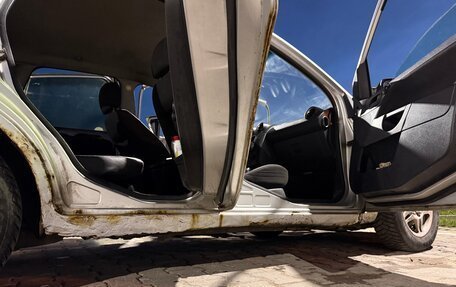 Ford Fiesta, 2004 год, 145 000 рублей, 14 фотография