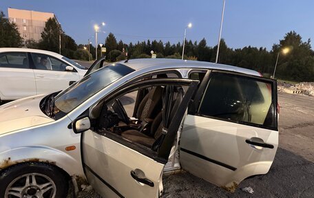 Ford Fiesta, 2004 год, 145 000 рублей, 13 фотография