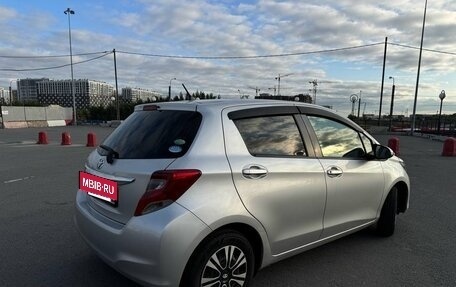 Toyota Vitz, 2016 год, 820 000 рублей, 2 фотография