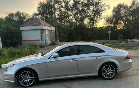 Mercedes-Benz CLS, 2004 год, 1 000 000 рублей, 4 фотография