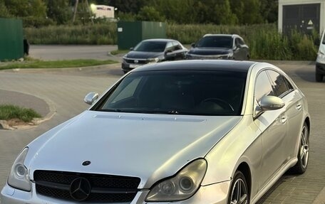 Mercedes-Benz CLS, 2004 год, 1 000 000 рублей, 1 фотография