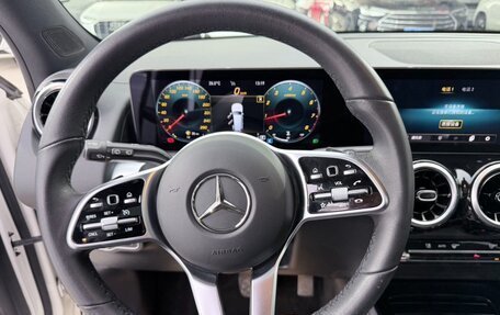 Mercedes-Benz GLB, 2021 год, 3 100 000 рублей, 5 фотография