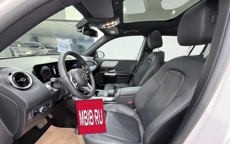 Mercedes-Benz GLB, 2021 год, 3 100 000 рублей, 2 фотография