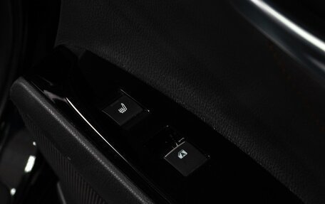 Toyota Camry, 2019 год, 2 799 000 рублей, 17 фотография