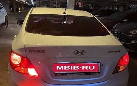 Hyundai Solaris II рестайлинг, 2012 год, 900 000 рублей, 3 фотография