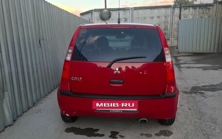Mitsubishi Colt VI рестайлинг, 2005 год, 290 000 рублей, 2 фотография