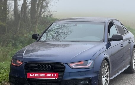 Audi A4, 2015 год, 1 650 000 рублей, 2 фотография