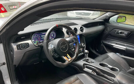 Ford Mustang VI рестайлинг, 2020 год, 3 200 000 рублей, 11 фотография
