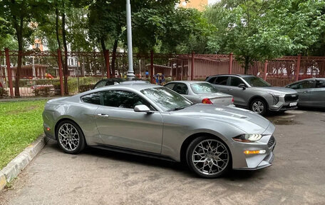 Ford Mustang VI рестайлинг, 2020 год, 3 200 000 рублей, 16 фотография