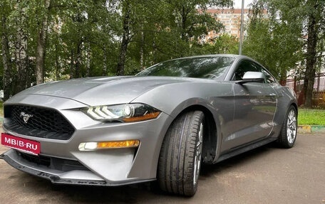 Ford Mustang VI рестайлинг, 2020 год, 3 200 000 рублей, 15 фотография