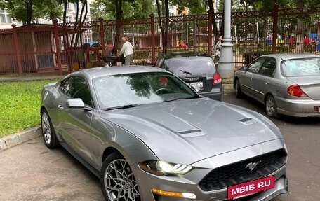 Ford Mustang VI рестайлинг, 2020 год, 3 200 000 рублей, 18 фотография