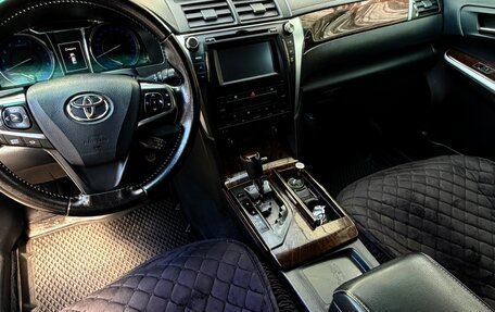 Toyota Camry, 2015 год, 1 650 000 рублей, 10 фотография