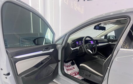 Volkswagen Golf VIII, 2023 год, 1 820 000 рублей, 7 фотография