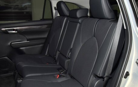 Toyota Highlander, 2026 год, 5 800 000 рублей, 13 фотография