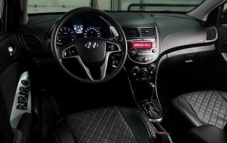 Hyundai Solaris II рестайлинг, 2015 год, 799 000 рублей, 6 фотография