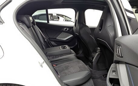 BMW 1 серия, 2025 год, 3 900 000 рублей, 9 фотография