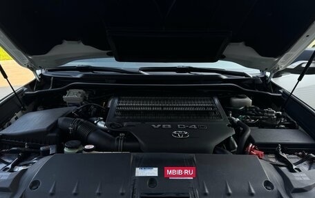 Toyota Land Cruiser 200, 2017 год, 5 850 000 рублей, 36 фотография