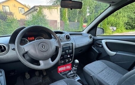 Renault Duster I рестайлинг, 2014 год, 890 000 рублей, 8 фотография