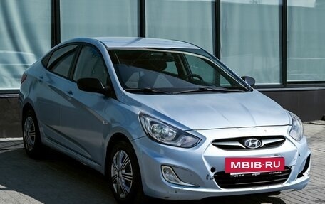 Hyundai Solaris II рестайлинг, 2010 год, 552 000 рублей, 7 фотография