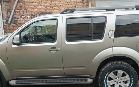 Nissan Pathfinder, 2010 год, 1 540 000 рублей, 4 фотография